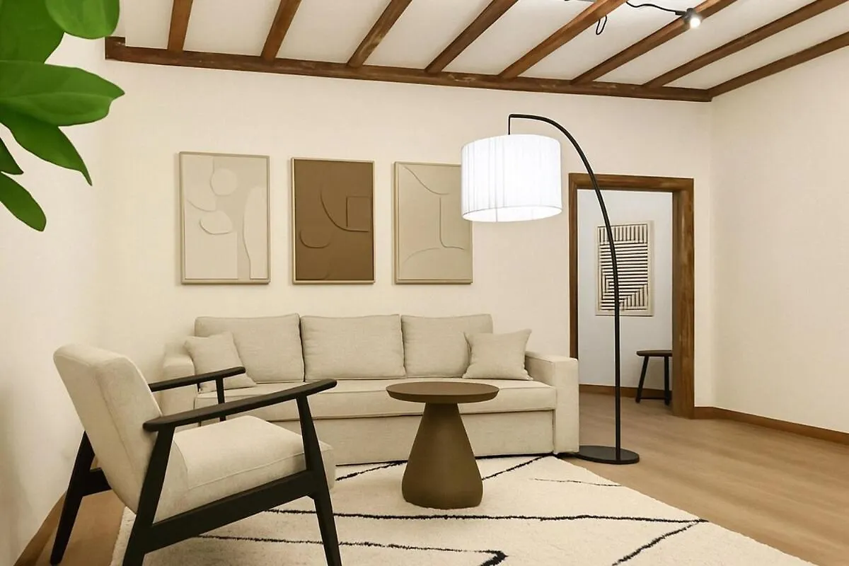Modern Central Schönbrunn Apartment with Garden 비엔나